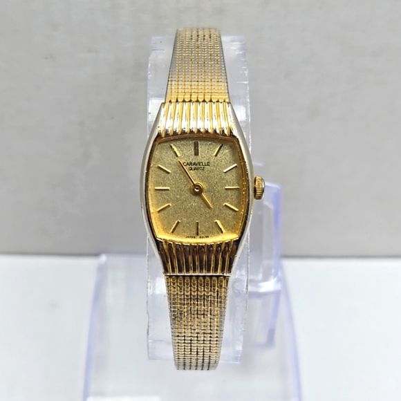 Caravelle By Bulova 48L98 Womens Quartz Watch Gold Silver Tone New Battery Works - Picture 1 of 9
